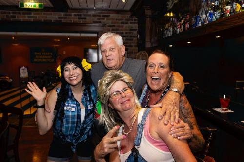 Singles and Solos Happy Hour