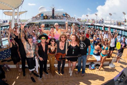 High Seas Rally T-Shirt Party Featuring Black Smoke Sinners