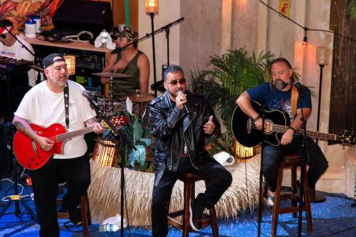 Unplugged with Steel Rod